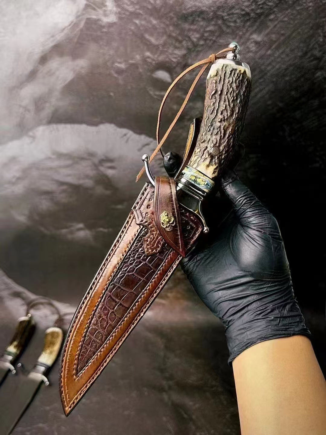 Wasteland Antler Handle Wooz Steel Fixed Blade Bowie Knife