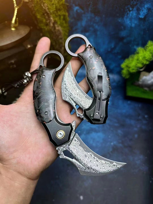 Eagle Claw Carbon Fiber Handle Damascus Blade Karambit Folding Knife