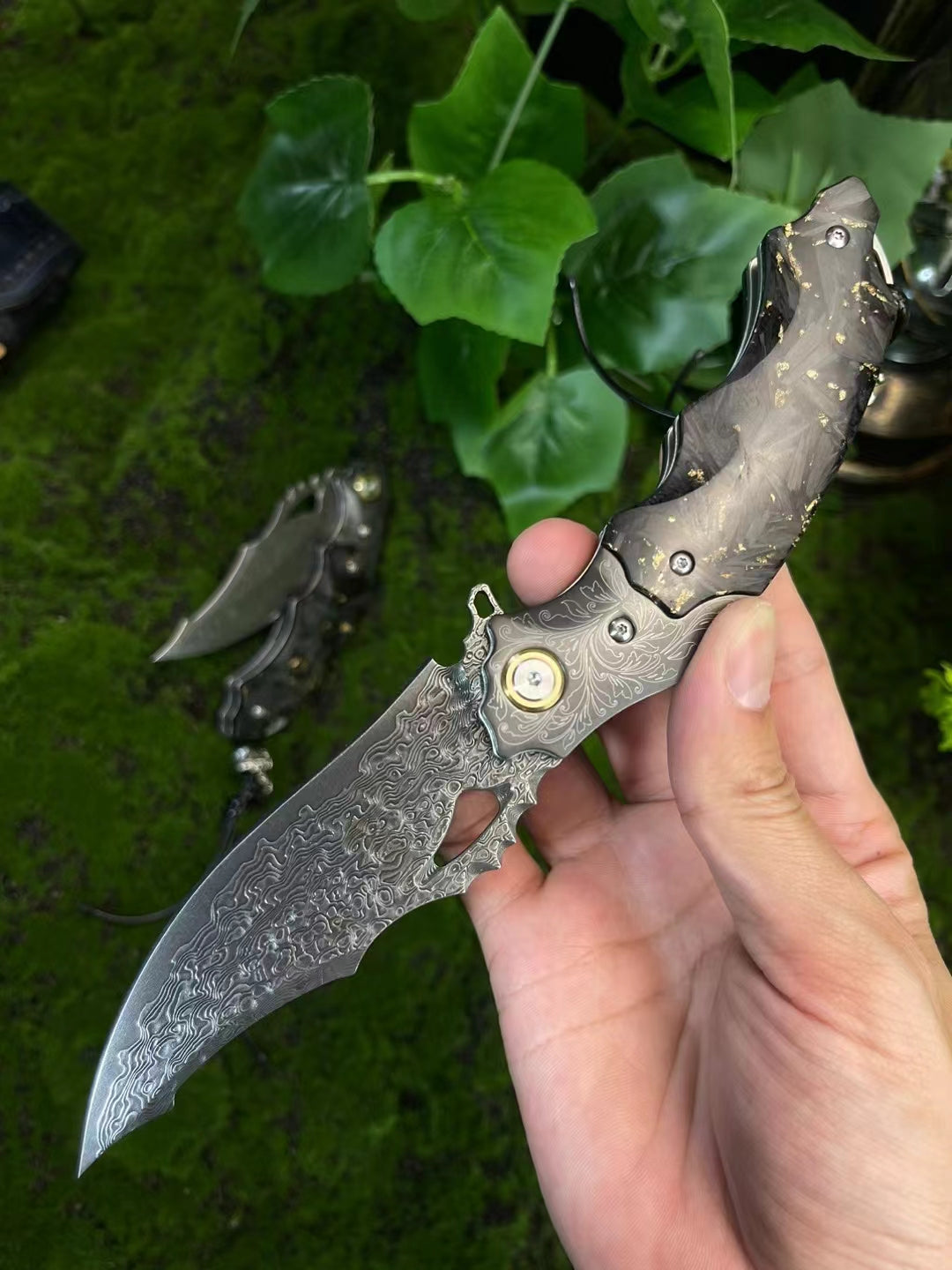 Eagle Eye Damascus Blade Outdoor Pocket Folding Knife