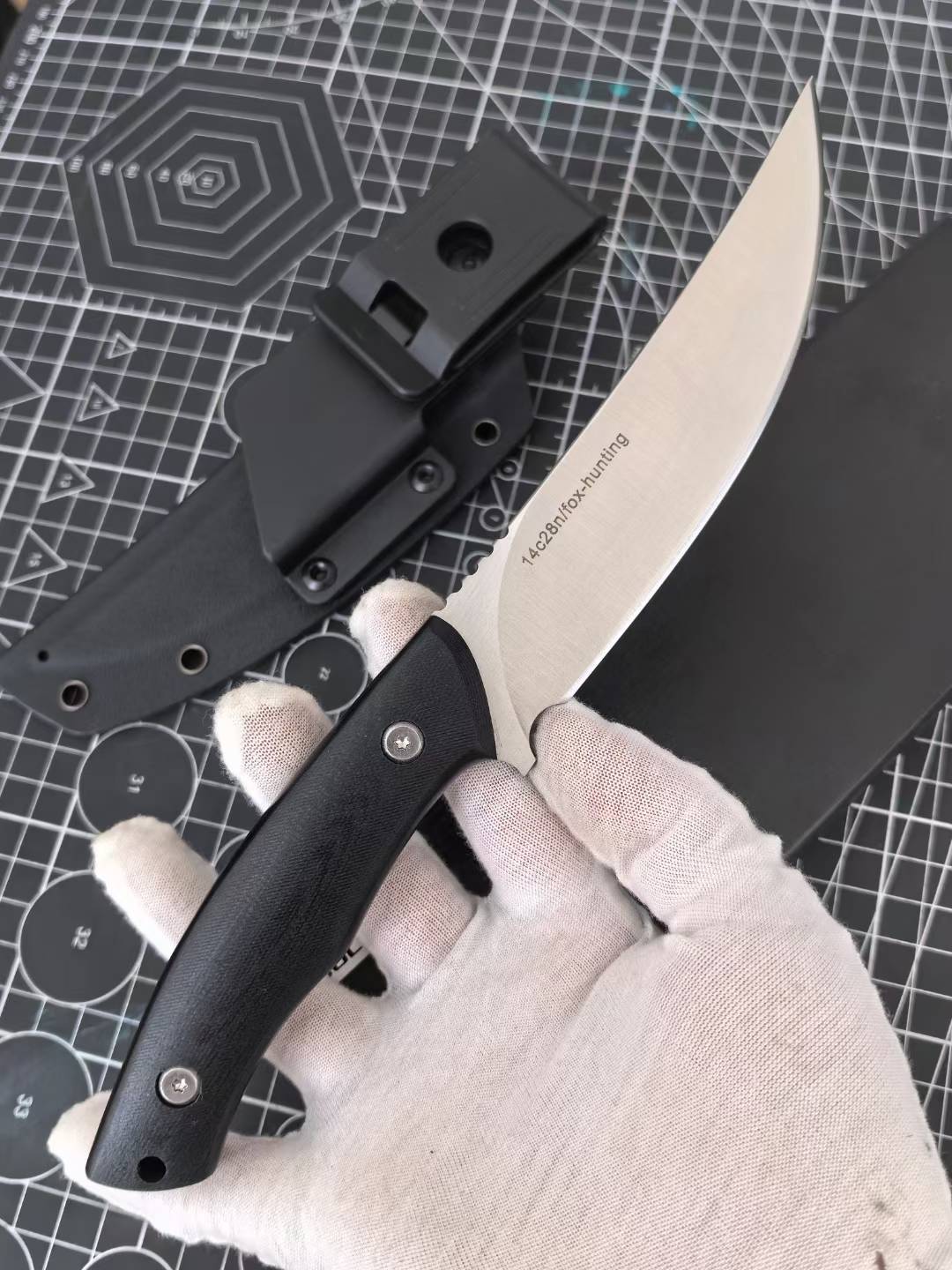 Bolte Fox Hunting 14C28N Steel Outdoor Fixed Blade Knife