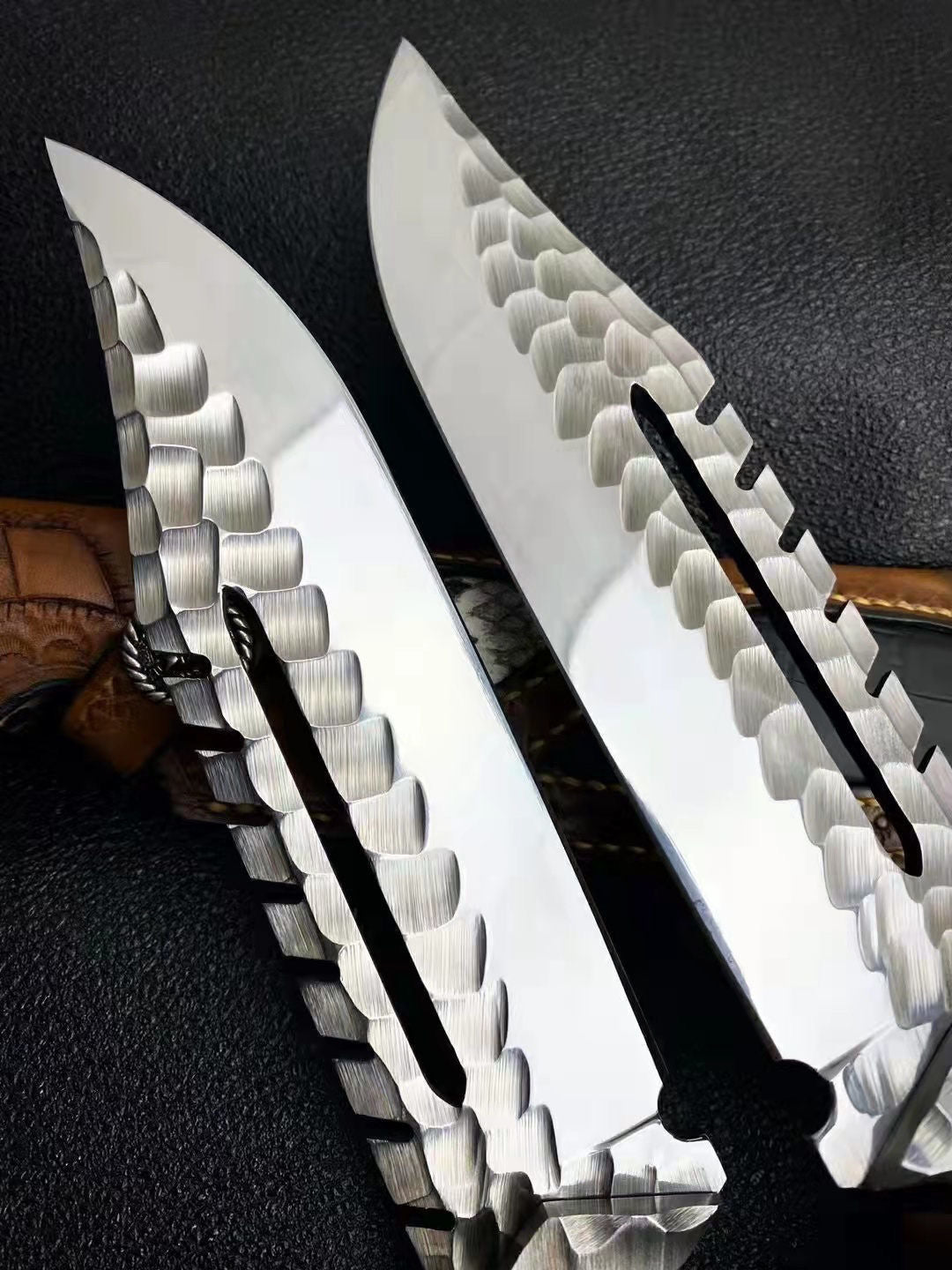 Frost VG10 Steel Outdoor Fixed Blade Knife