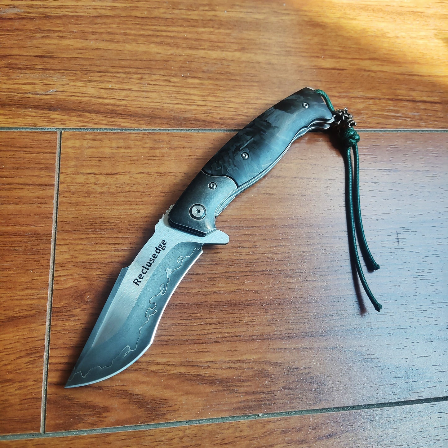 Reclusedge SKD-11 Steel Blade Carbon Fiber Handle Folding Knife